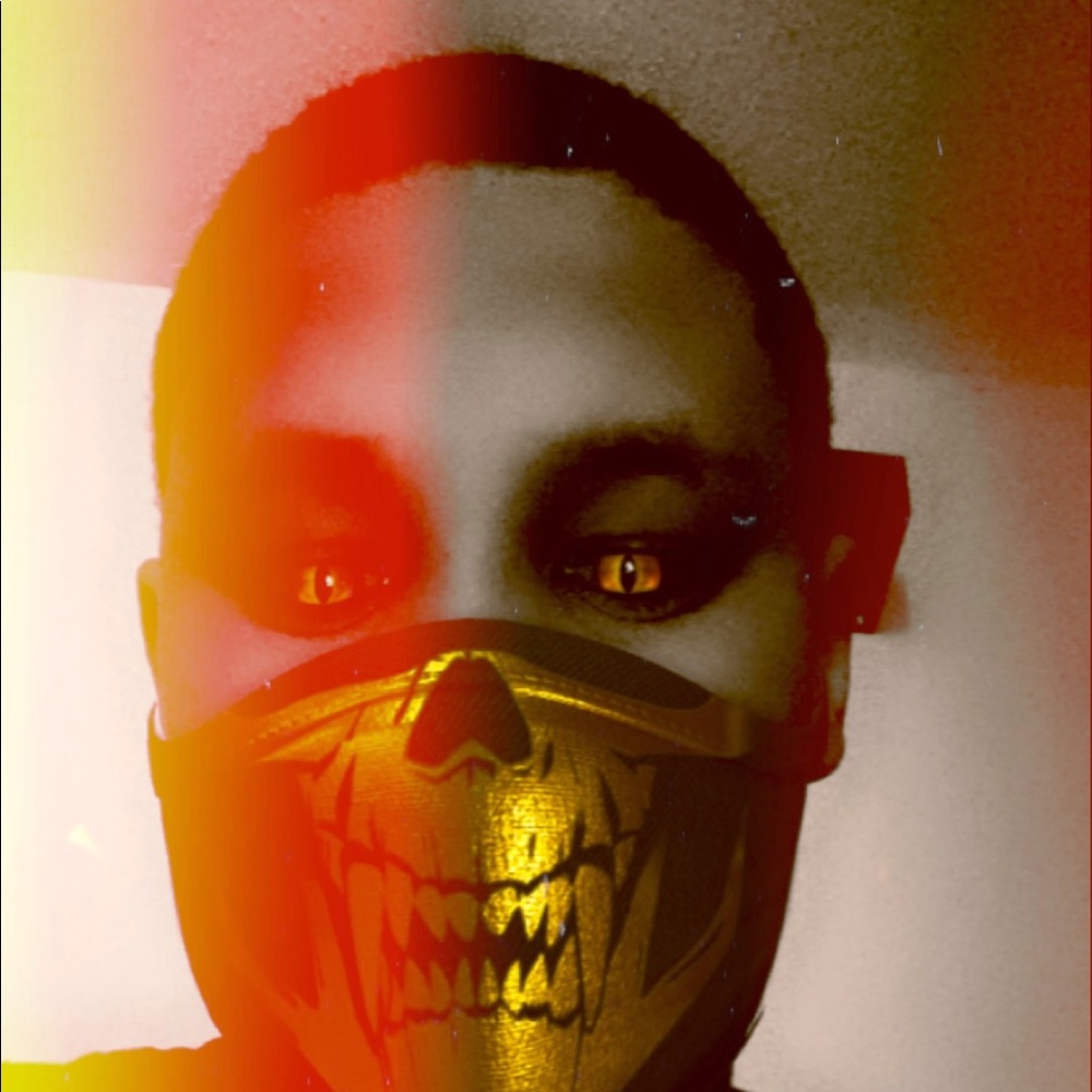 Meet your Posher, Damari